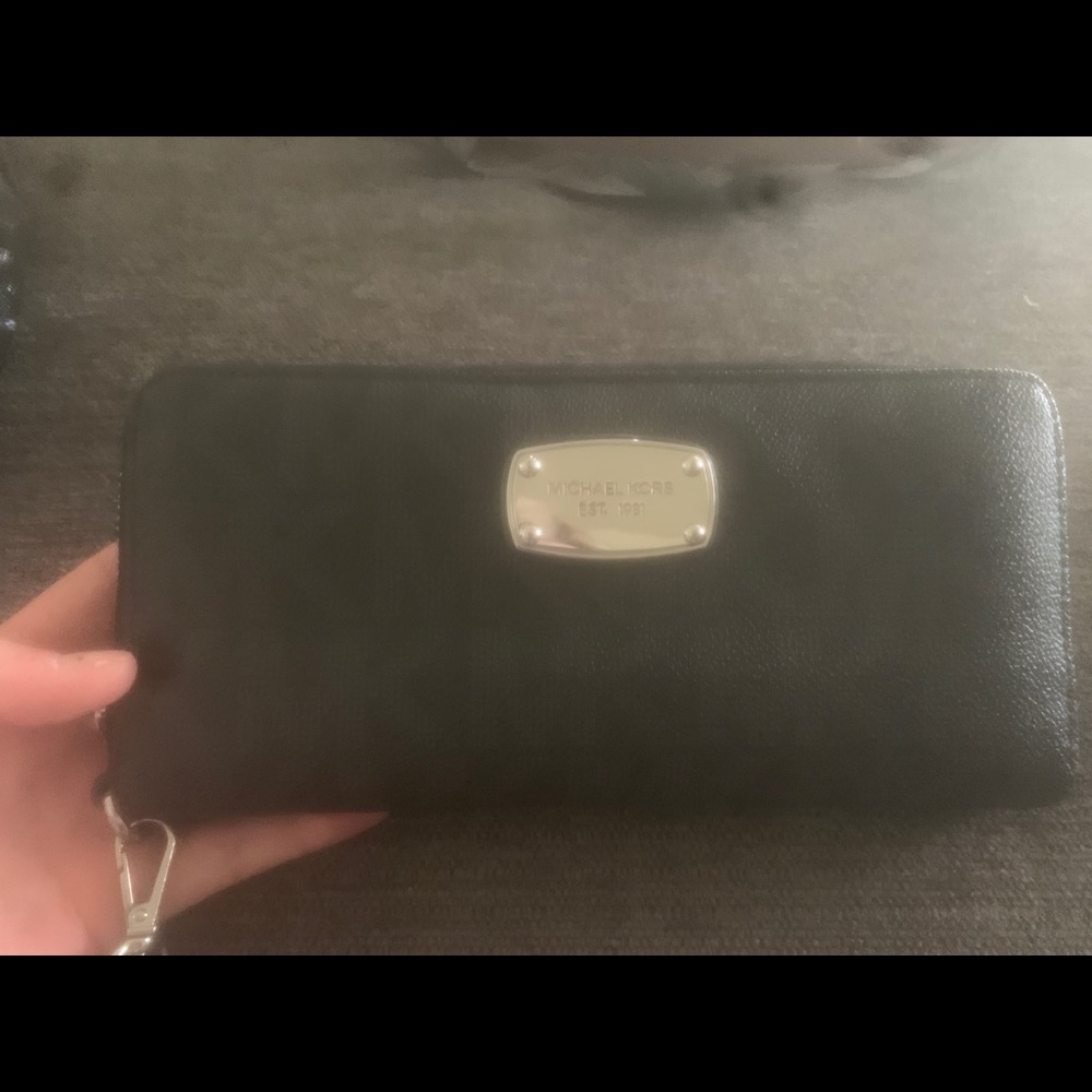 Michael Kors wallet